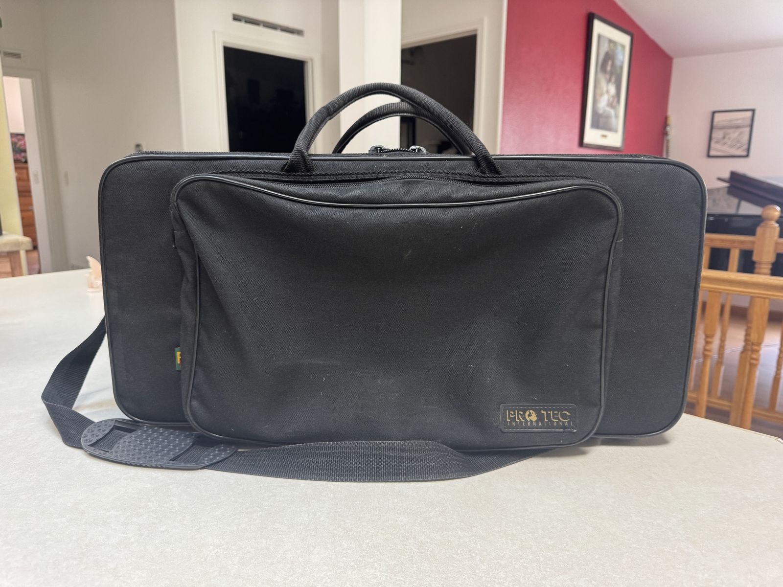 Protec International Black Saxophone Gig Bag with Pockets & Shoulder Strap