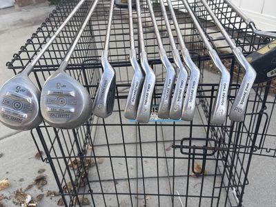 Golf Clubs Square Two Right Handed