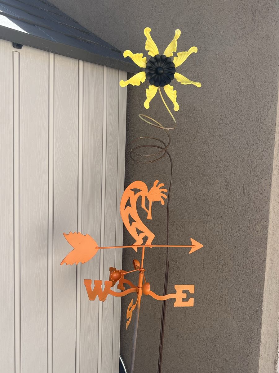 Tall flower  Kokopelli yard decor