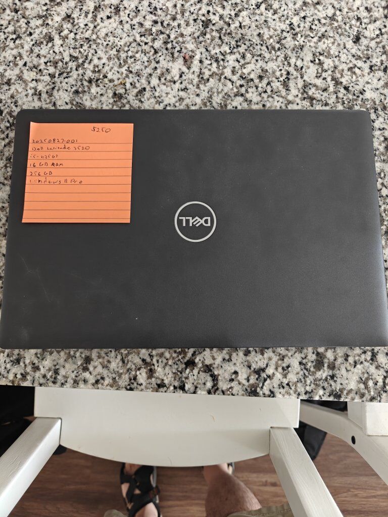 Dell Latitude 3520 16GB/256GB/i5
