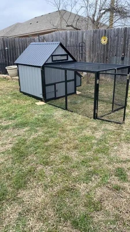 Producers Pride Hill Country Chicken Coop