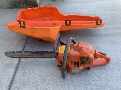 Husqvarna 51 Chain Saw $95