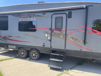 2017 Winn Spyder 24FQ