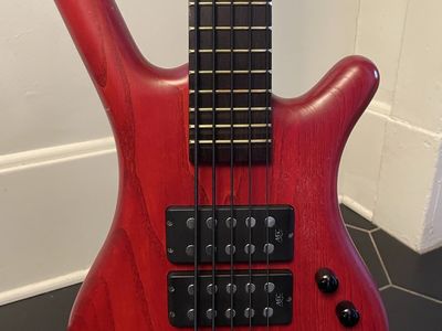 Warwick German Pro Series Corvette $$ 5 String Bass