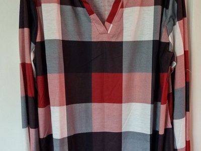 Red, Black, and White Plaid Long-Sleeve Tunic Top, Women's Size 2XL