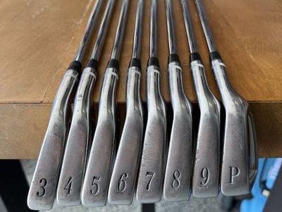 Titleist DCI 762 Iron Set 3-PW | Dynamic Gold | Right Handed