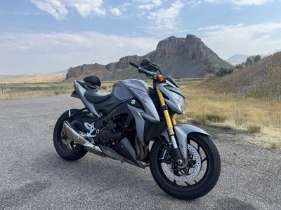 2016 Suzuki GSXS-1000