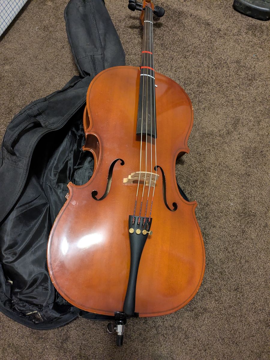 1/2 size Scherl & Roth Cello
