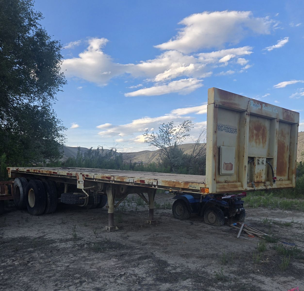 30' Heavy Duty Trailer