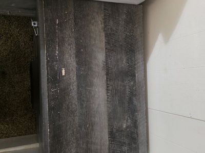Farmhouse Gray King Bed Frame & 6-Drawer Dresser Set - Rustic Wood Grain Finish, Minor Damage