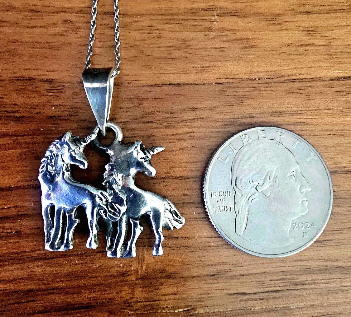 Vntg 3D STERLING SILVER Twin UNICORN Necklace
