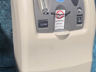 Invacare Medical Oxygen Concentrator Used Good Condition