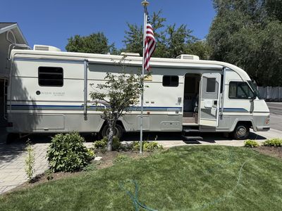 94 Holiday Rambler