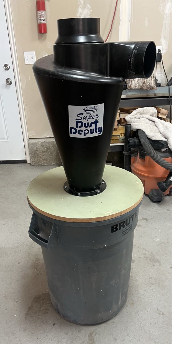 Oneida Air Systems Super Dust Deputy Cyclone Separator + harbor freight 2HP blower and attachment.