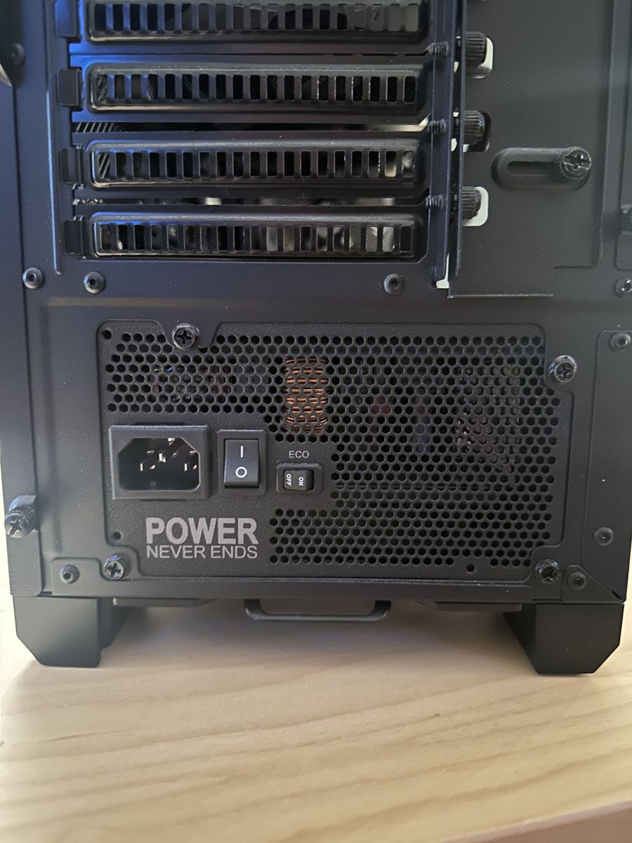 Main image 6