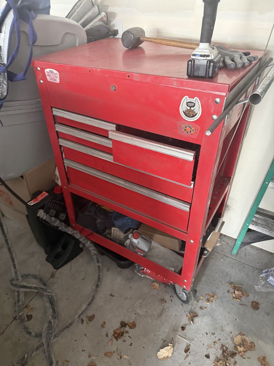 Welder & Plasma Cutter Eith Tool Box