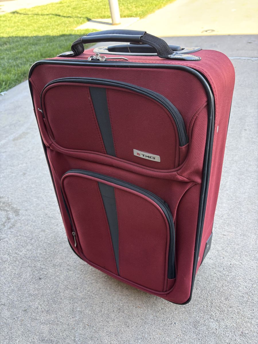 Carry-On Luggage – Great Condition!