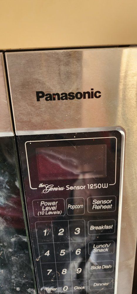 Panasonic Inverter The Genius Sensor 1250W Countertop Microwave - Stainless Steel