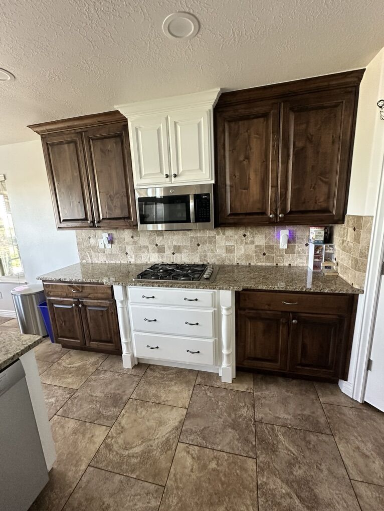 Used Kitchen Cabinets for Sale – Great Condition