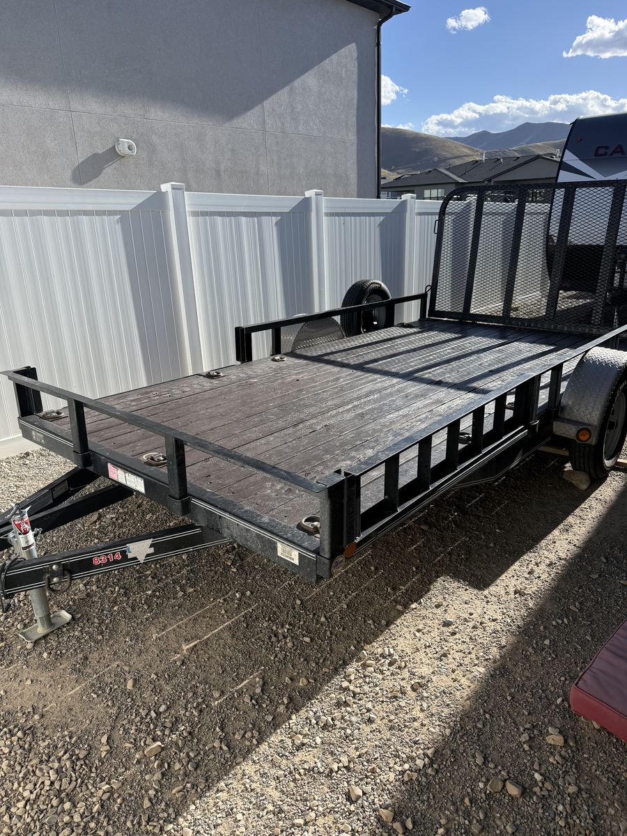 Utility trailer 83" X 14'
