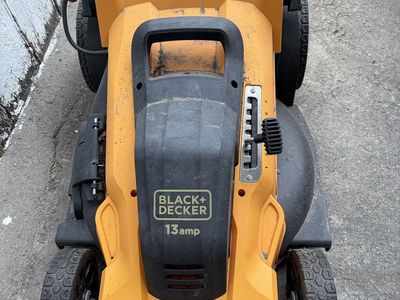 Black & Decker 13 Amp Electric Corded Push Mower