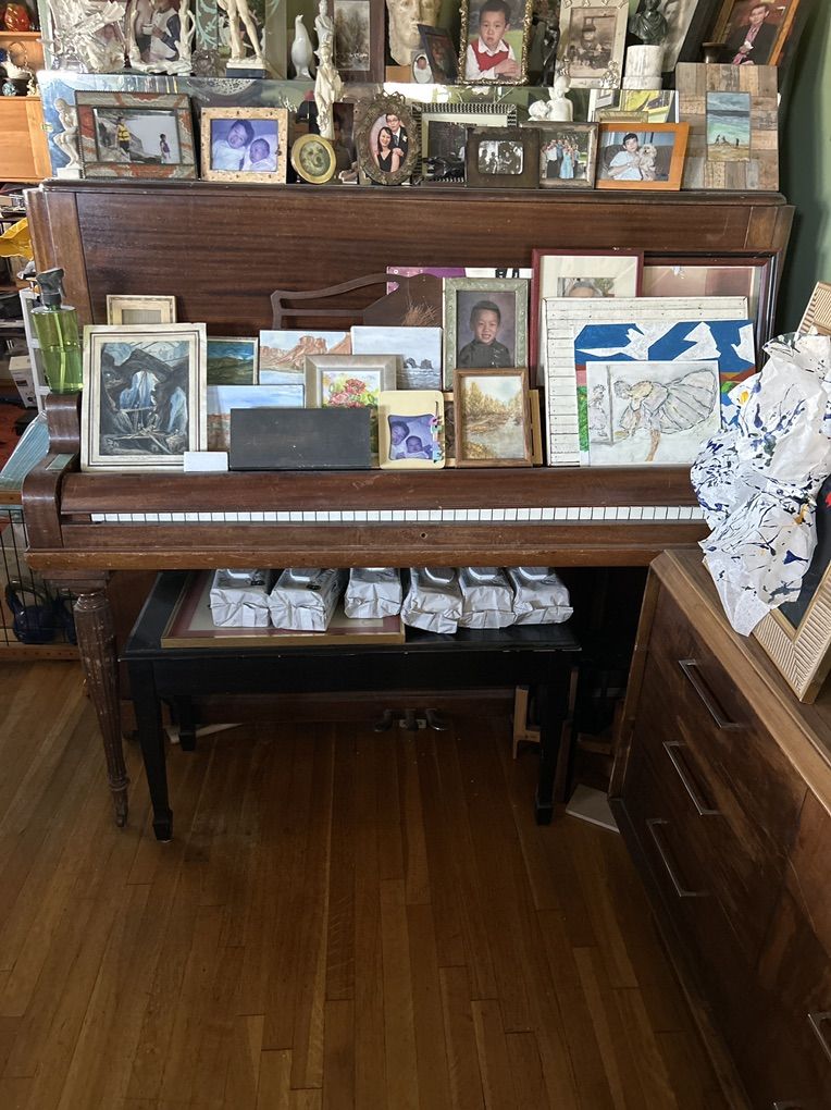 Free Antique Piano