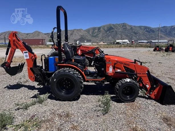 Bad Boy 1025HILB 2026 Tractor w/ 25HP, Hydrostatic Transmission, Loader & Backhoe, MFWD