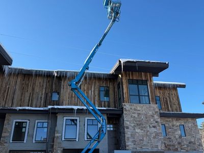 GENIE J45 / 25 BOOM LIFT RENTAL