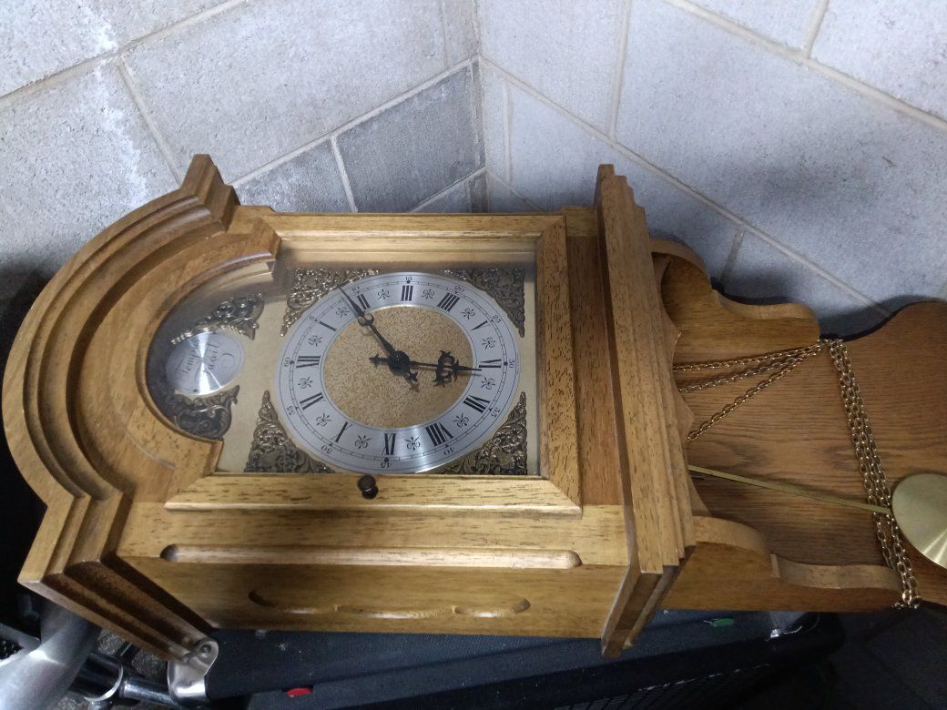 Made in Germany Tempus Fuoil Grandfather Clock!