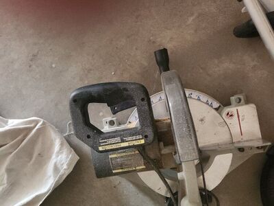 chop saw with carbide blade