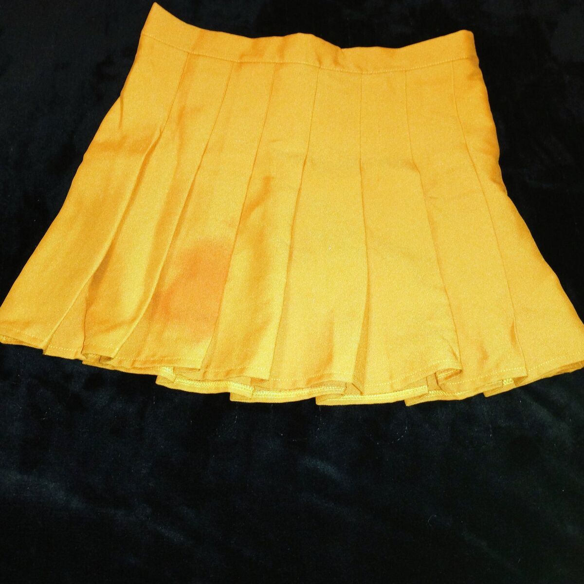 Yellow skirt