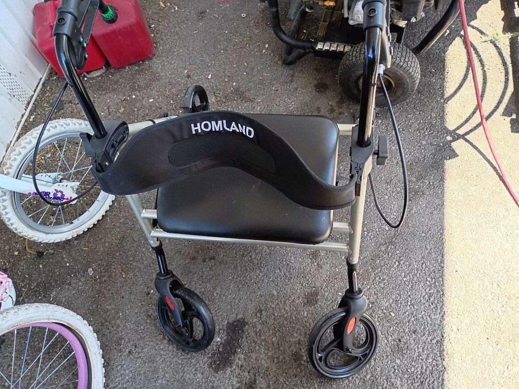 HOMLAND Bariatric Walkers for Seniors, 500lb Heavy Duty Rollator Walker with Extra Wide Padded Seat, 8” All Terrain Foldable Rol
