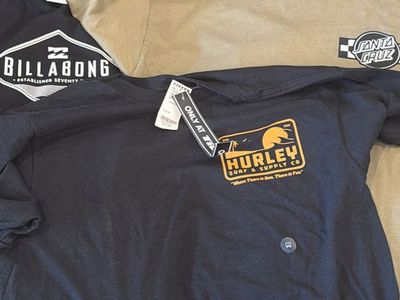 Men’s medium shirts