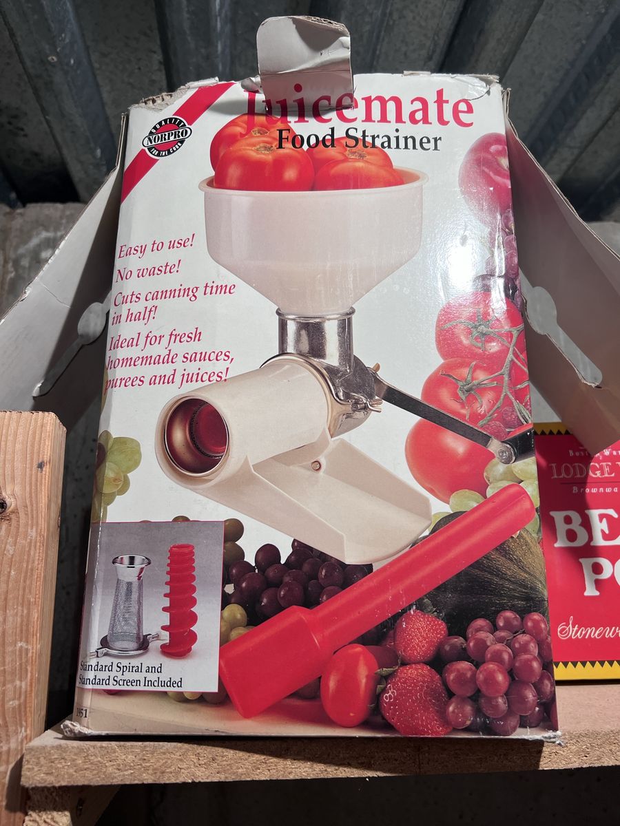 Norpro Juicemate Food Strainer