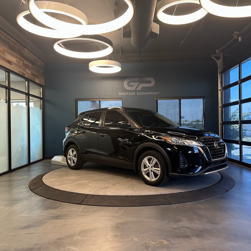 2021 Nissan Kicks S
