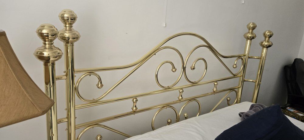 king brass bed frame with railing