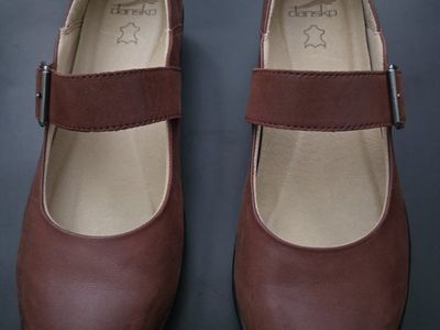 GUC Dansko Collette Mary Jane Shoes Russet Burnished Nubuck size 8.5-9 EU 39 $155