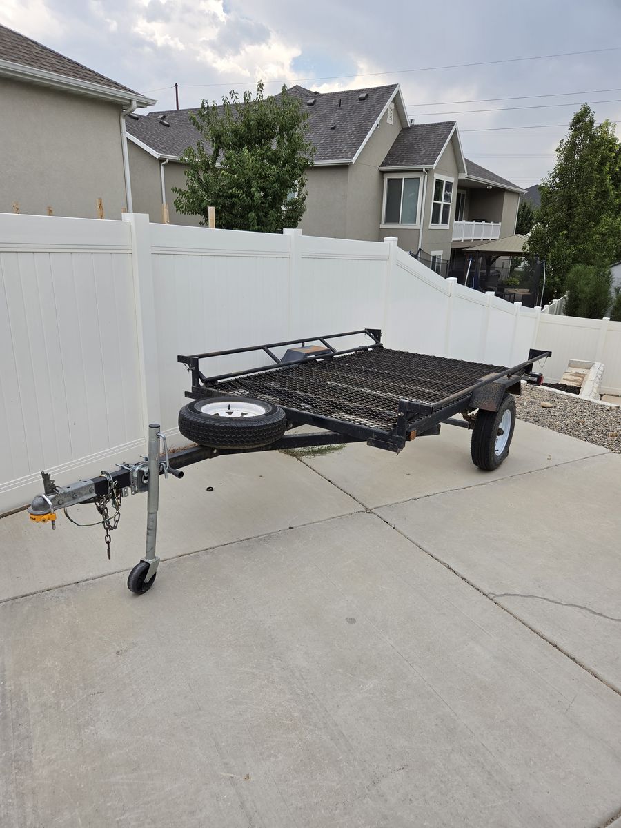Single Axle Utility Trailer with Mesh Deck and Spare Tire (Brand new tires, lights, and wiring with single common ground)