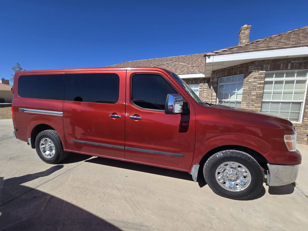 2016 NISSAN NV 3500 HD SL