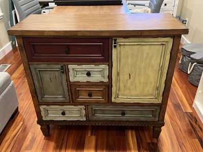 Solid wood entry cabinet