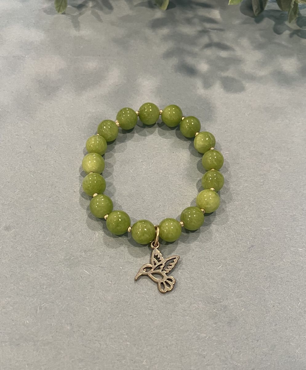 Jade Green Gold Hummingbird Charm Beaded Bracelet