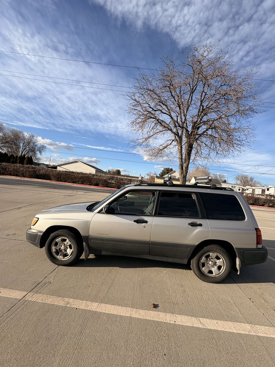 1999 SUBARU FORESTER L
