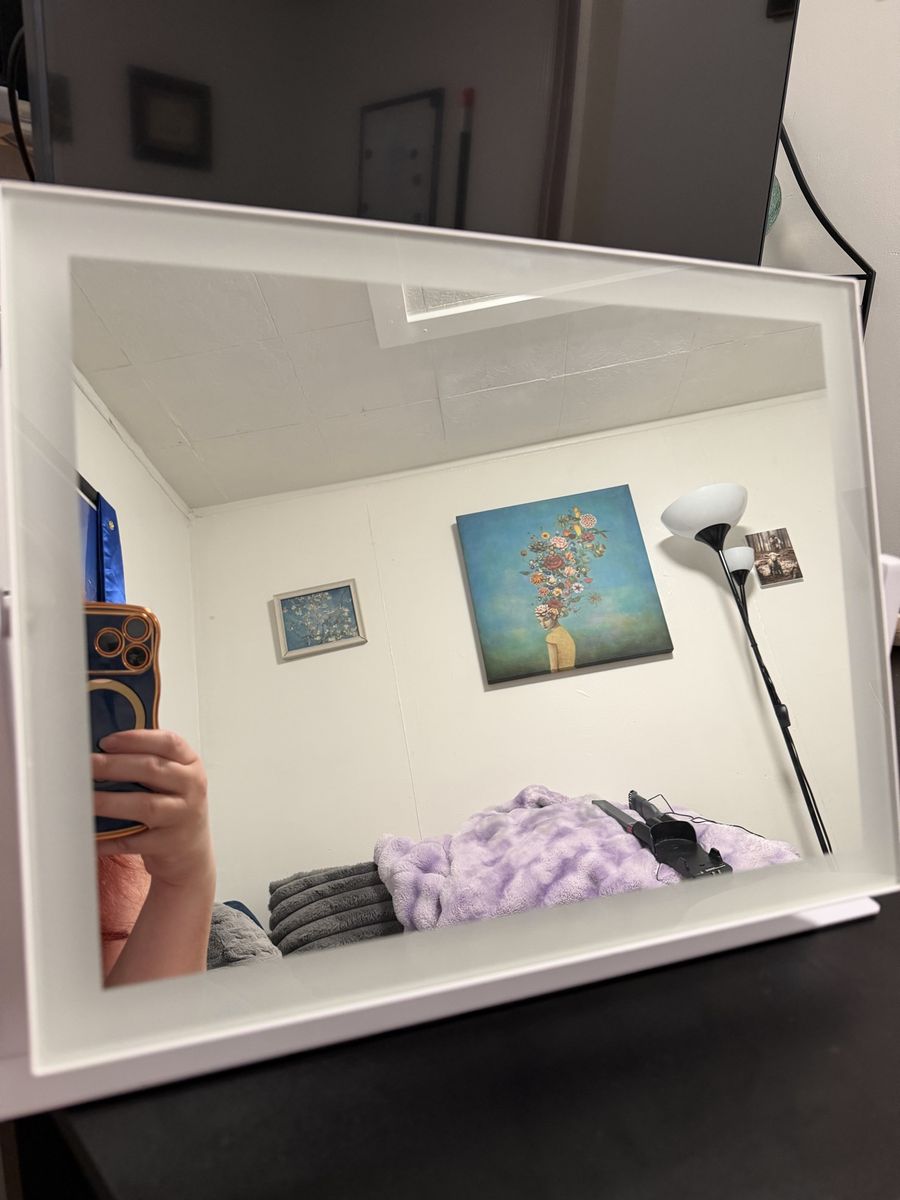 Main image 3