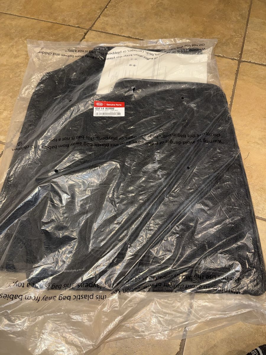 Kia seltos carpet floor mats genuine oem