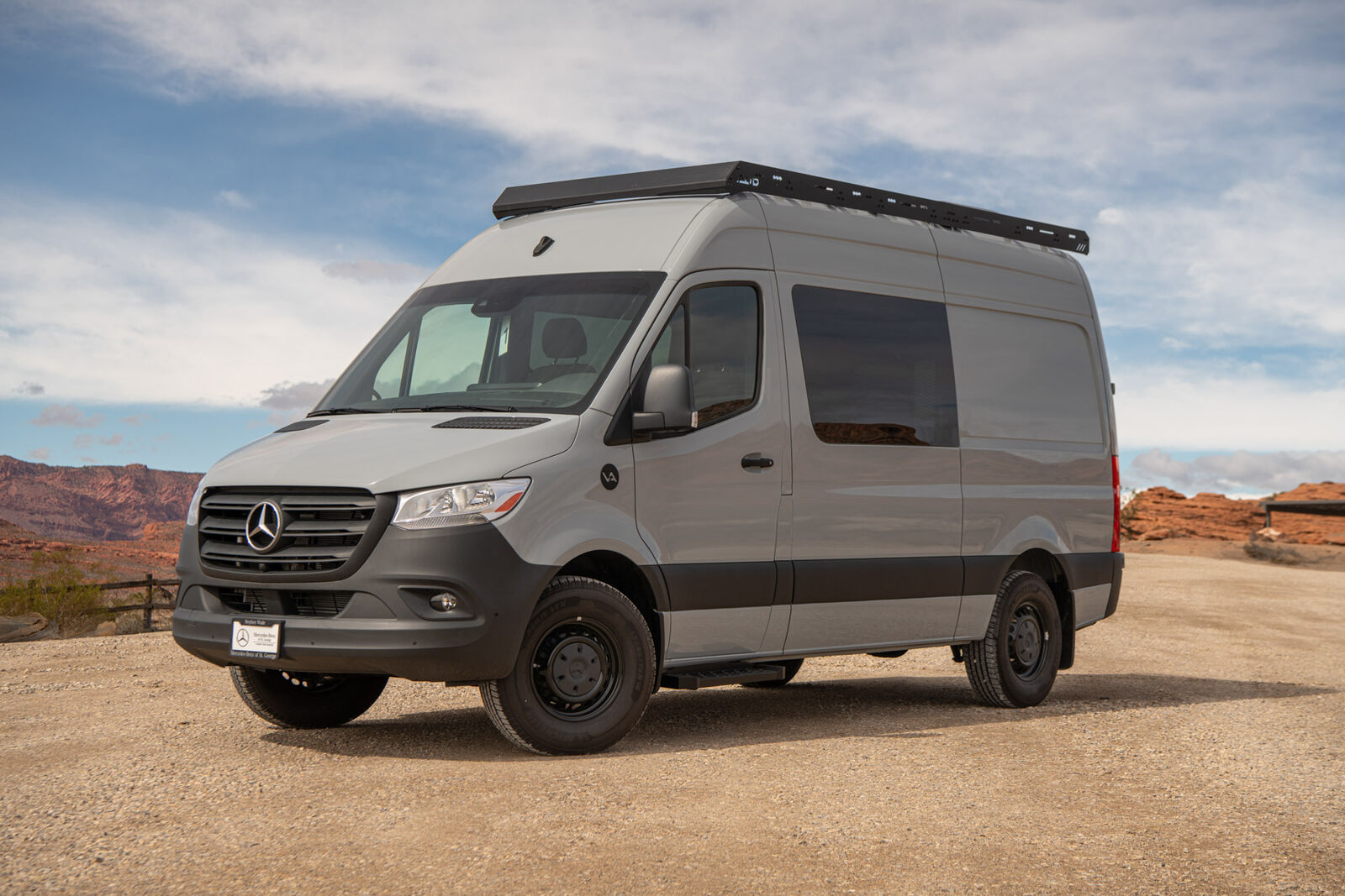 2025 MERCEDES-BENZ 144 2WD GUIDE MOBILITY PASSENGER & WHEELCHAIR LIFT