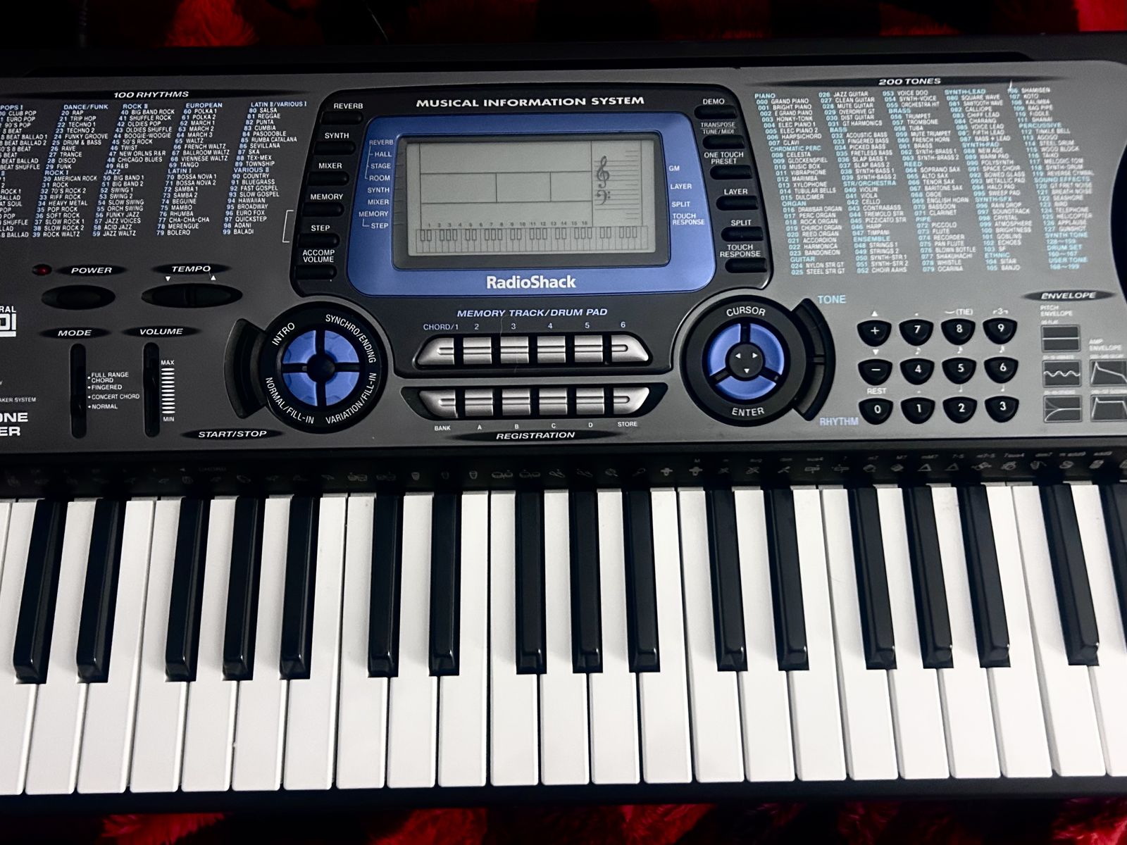 RadioShack MD-1210 Electric Keyboard