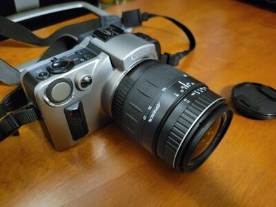 VINTAGE CANON EOS IX FILM CAMERA cw CANON ZOOM 28-