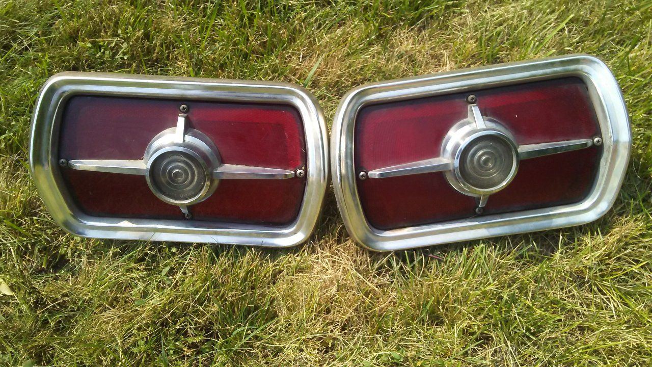 1965 FORD FAIRLANE TAIL LIGHTS