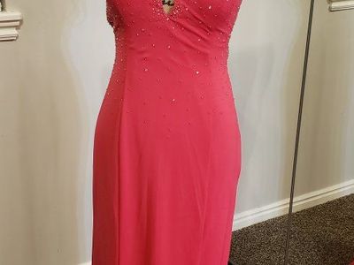 VTK Size 8 Red Halter Neck Formal Dress with Beading & Lace-Up Back, Sleeveless