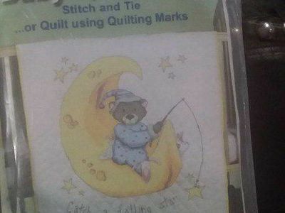 Fairway Needlecraft "Catch a Falling Star" Baby Quilt Top - Stitch & Tie 36"x50" Stamped Quilt Kit